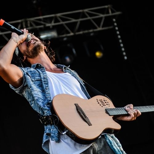 Don’t Miss These Austin Live Music Restaurants Where Food Rivals Performance